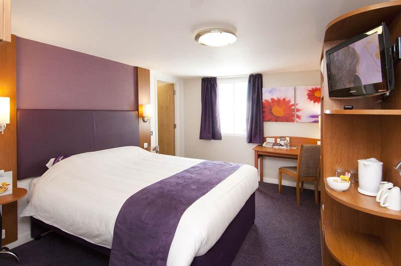 Premier Inn Premier Inn Wellingborough Exterior foto